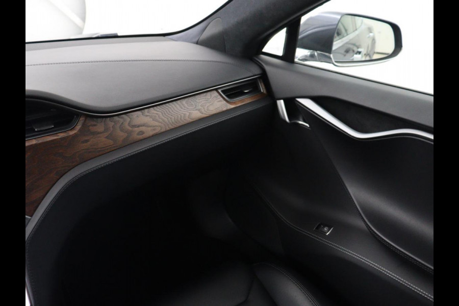 Tesla Model S 75D Base | SOH 89.9 | Panoramadak | Stuurverwarming | Leder | Autopilot | Stoelverwarming | Camera | Keyless | Full LED | Parkeerhulp | Achterbankverwarming | Origineel NL