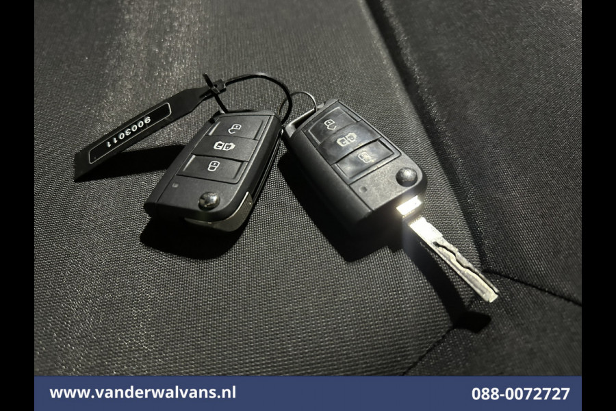 Volkswagen Crafter 2.0 TDI 141pk L3H3 L2H2 Euro6 Airco | Camera | Apple Carplay | Cruisecontrol | Chauffeursstoel Android Auto, Parkeersensoren, Bijrijdersbank