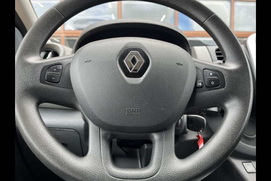 Renault Trafic 1.6 dCi 122pk E6 L2 Comfort 3p Lease €185 p/m, Trekhaak, Imperiaal, Airco, Navi, PDC, Cruise controle.