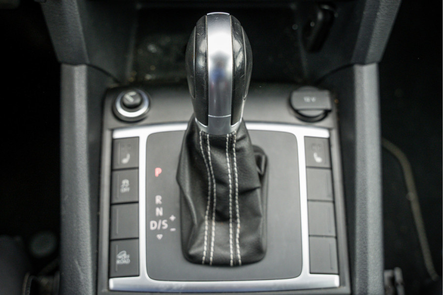 Volkswagen Amarok Aventura V6 3.0 TDI 4x4 | x-Lang | 258 PK | 5-Persoons | LED | Camera | Carplay | Cruise | Trekhaak | Airco