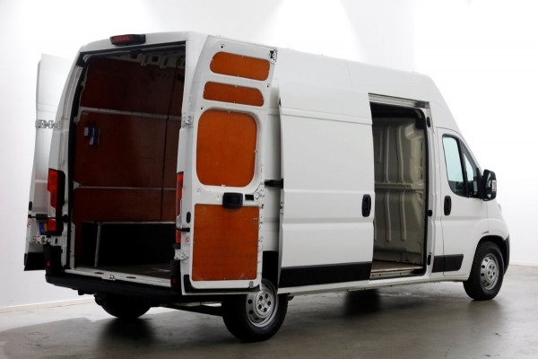 Peugeot Boxer 435 2.0 BlueHDI 165pk L3H3 Premium Airco/Navi/Camera 10-2018