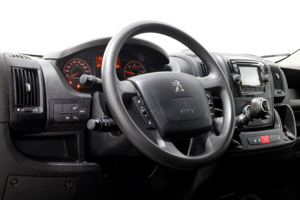 Peugeot Boxer 435 2.0 BlueHDI 165pk L3H3 Premium Airco/Navi/Camera 10-2018