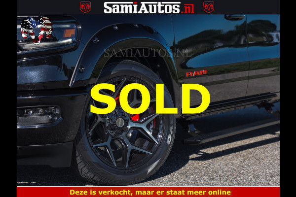 Dodge Ram HULK 5.7 V8 402PK | LIMITED EDITION | HUD | LUCHTVERING | BLACK ON BLACK | STRIPING | WIDE BODY | BREDE WIELEN | BOM VOL CREW CAB DUBBELE CAINE 5 PERSOONS UITVOERING | TOP STAAT |
