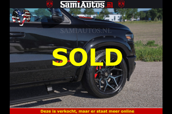 Dodge Ram HULK 5.7 V8 402PK | LIMITED EDITION | HUD | LUCHTVERING | BLACK ON BLACK | STRIPING | WIDE BODY | BREDE WIELEN | BOM VOL CREW CAB DUBBELE CAINE 5 PERSOONS UITVOERING | TOP STAAT |