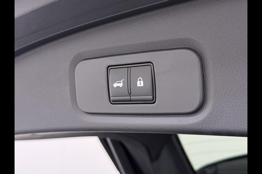 Nissan QASHQAI 1.3 MHEV Xtronic N-Connecta VAN: 34.900,- VOOR: 32.330,- UW WKVOORDEEL: 2.570,- | ONDERHOUD GEHAD BIJ DE DEALER | HEAD-UP DISPLAY| ELEKTRISCHE ACHTERKLEP| PANORAMADAK| STOEL + STUURVERWARMING| VOORRUITVERWARMING | 360 CAMERA| ADAPTIVE CRUISE CONTROL| DODE HOEK SENSOR