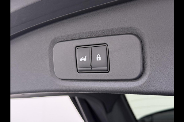 Nissan QASHQAI 1.3 MHEV Xtronic N-Connecta VAN: 34.900,- VOOR: 32.330,- UW WKVOORDEEL: 2.570,- | ONDERHOUD GEHAD BIJ DE DEALER | HEAD-UP DISPLAY| ELEKTRISCHE ACHTERKLEP| PANORAMADAK| STOEL + STUURVERWARMING| VOORRUITVERWARMING | 360 CAMERA| ADAPTIVE CRUISE CONTROL| DODE HOEK SENSOR