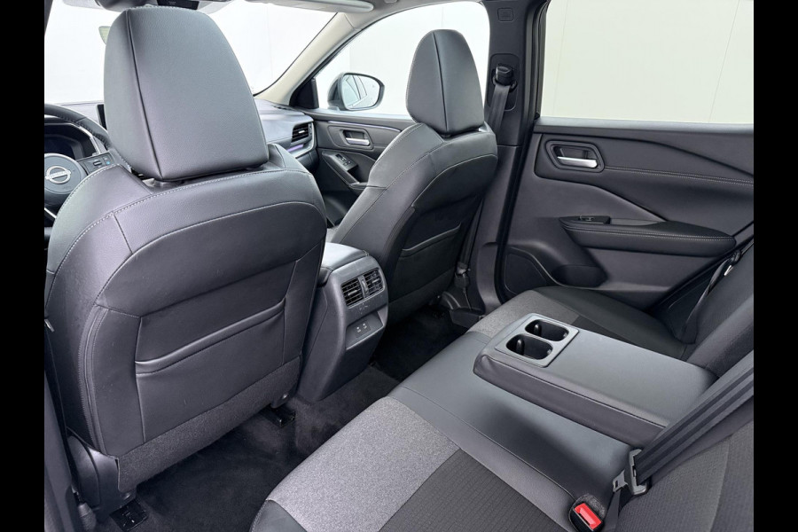 Nissan QASHQAI 1.3 MHEV Xtronic N-Connecta VAN: 34.900,- VOOR: 32.330,- UW WKVOORDEEL: 2.570,- | ONDERHOUD GEHAD BIJ DE DEALER | HEAD-UP DISPLAY| ELEKTRISCHE ACHTERKLEP| PANORAMADAK| STOEL + STUURVERWARMING| VOORRUITVERWARMING | 360 CAMERA| ADAPTIVE CRUISE CONTROL| DODE HOEK SENSOR
