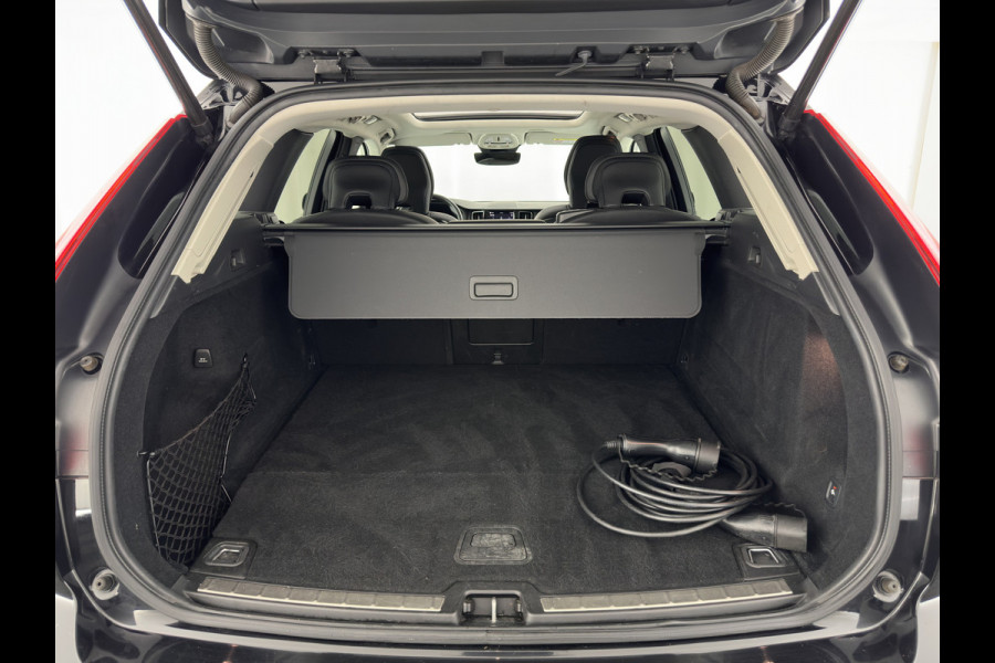 Volvo XC60 2.0 T6 AWD Inscription (Plug-In) {SoH-89%} (INCL-BTW) *PANO | LEATHER | FULL-LED | HARMAN/KARDON | MEMORY-PACK | DIGI-COCKPIT | HEATED-COMFORTSEATS | TOPVIEW | NAVI-FULLMAP | ECC | PDC | CAMERA | 21''ALU*