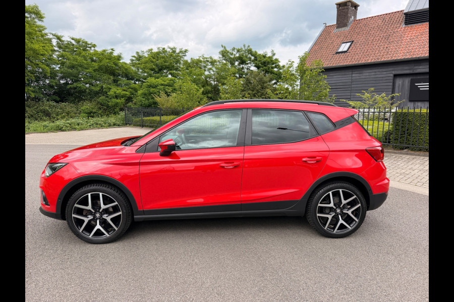 Seat Arona 1.0 TSI Style Business Intense Plus AircoEcc Leer Navi Camera Led-Xenon