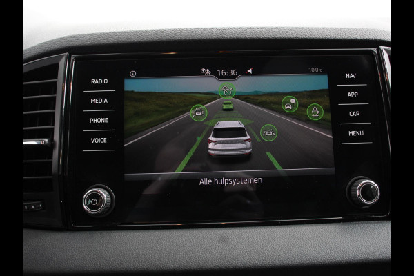 Škoda Karoq 1.5 TSI 150pk DSG ACT Selection Navigatie Apple Carplay/Android Auto Camera Parkeer sensoren Adaptieve Cruise Control Lichtmetalen Velgen Digitale Cockpit