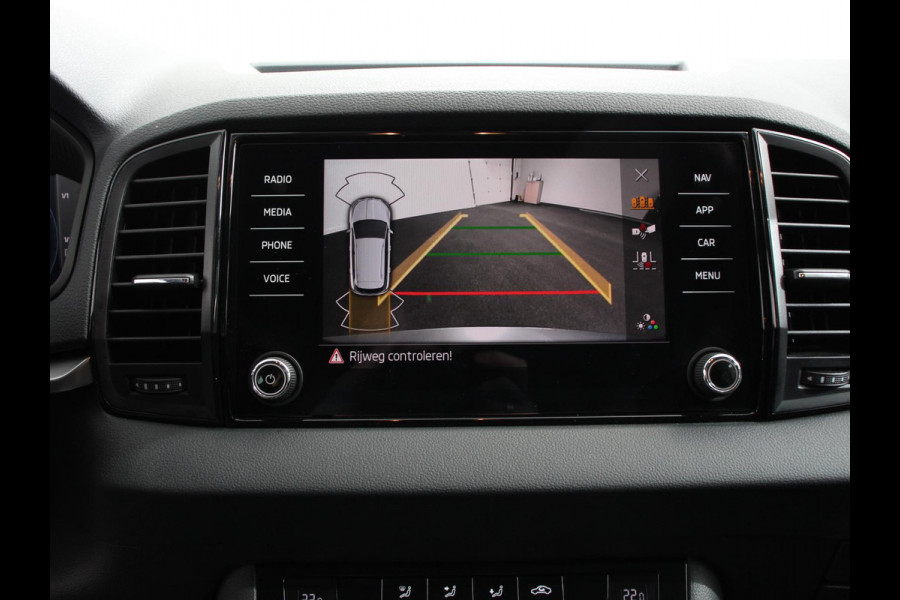 Škoda Karoq 1.5 TSI 150pk DSG ACT Selection Navigatie Apple Carplay/Android Auto Camera Parkeer sensoren Adaptieve Cruise Control Lichtmetalen Velgen Digitale Cockpit