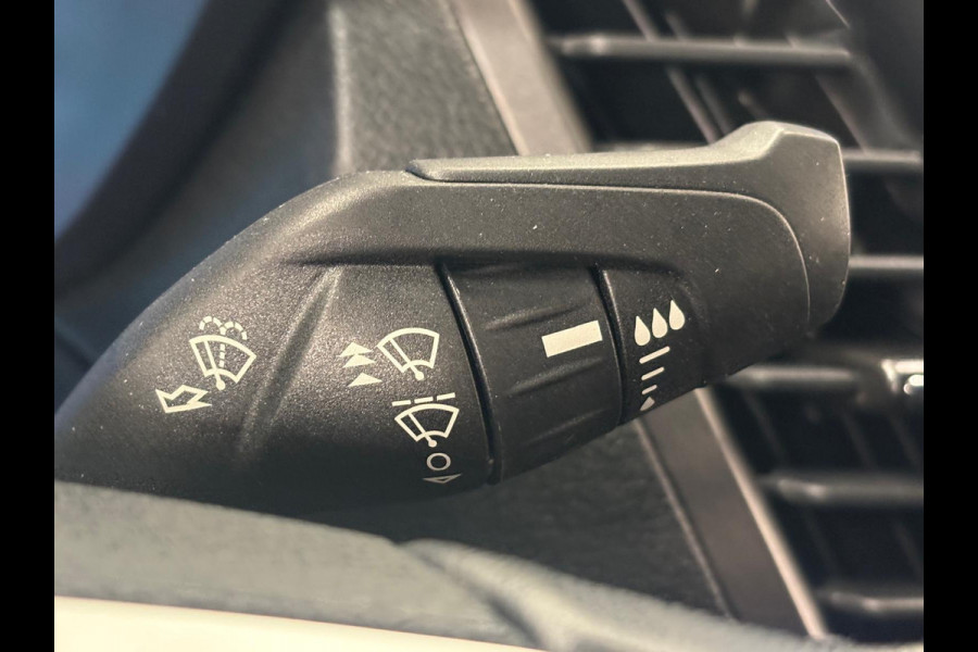 Ford Transit Connect 1.5 EcoBlue L2 Trend Navigatie Airco DAB+ Parksensoren Camera Bluetooth Apple Carplay Android auto 3Zits