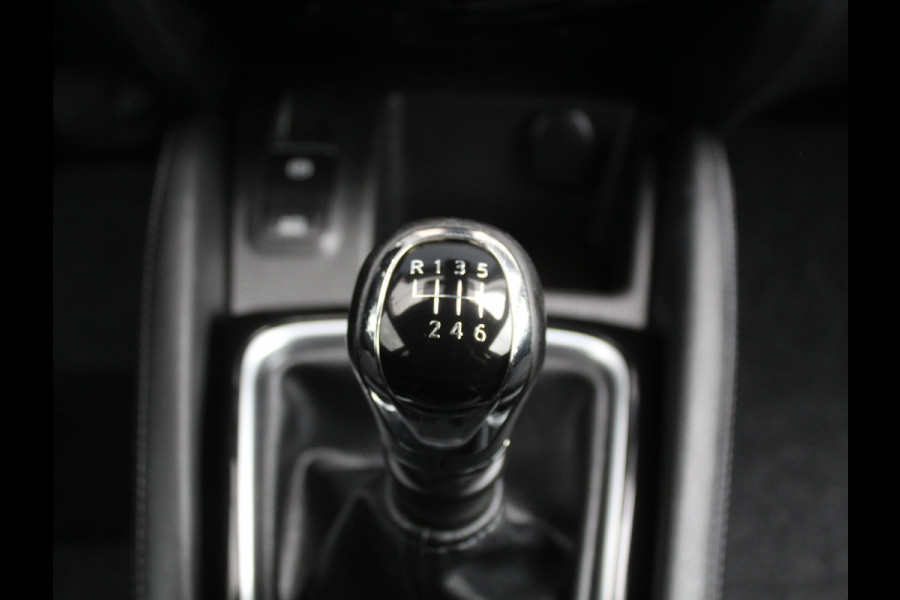 Nissan QASHQAI 1.2 N-Connecta CLIMATE | 360CAMERA | DAB | CRUISE | LED | PDCV+A | PANODAK | LMV18