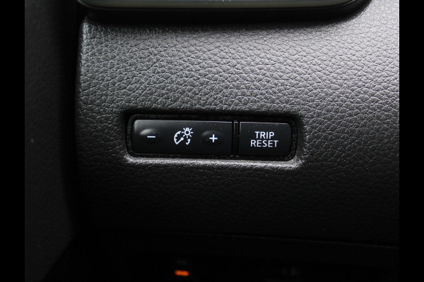 Nissan QASHQAI 1.2 N-Connecta CLIMATE | 360CAMERA | DAB | CRUISE | LED | PDCV+A | PANODAK | LMV18