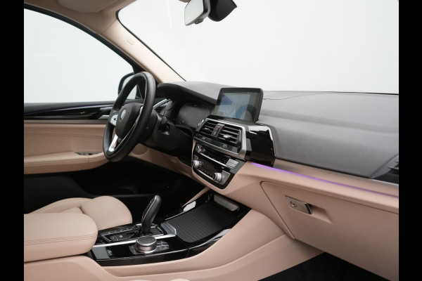 BMW X3 xDrive30e Business Edition Plus PHEV 293pk Dealer O.H. | Trekhaak Af Fabriek | Adaptive Cruise | 360 Camera | Adaptief Onderstel | Lederen Sportstoelen Memory & Ventilatie | Sfeerverlichting | Stoelen & Stuur Verwarmd | Keyless | Blis | Plug In Hybrid |