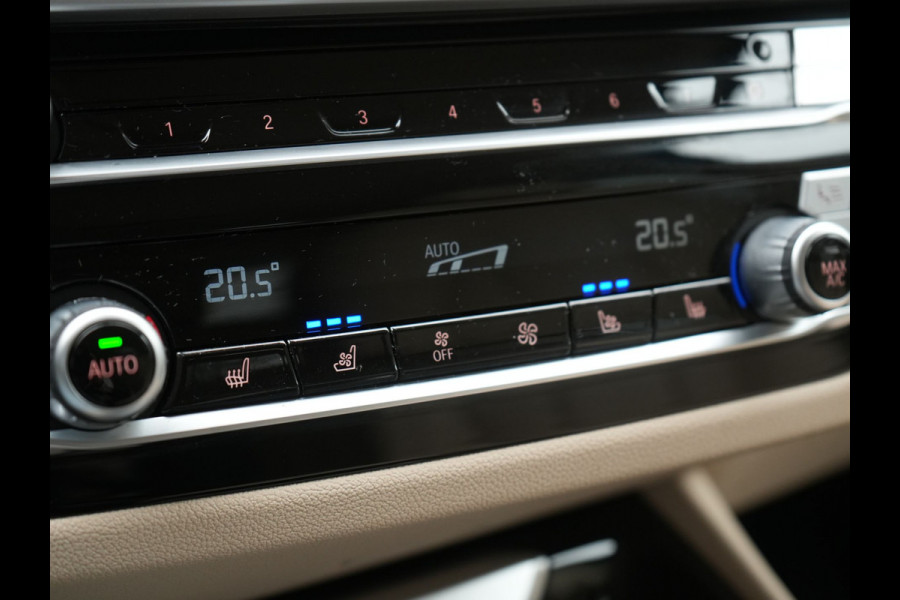BMW X3 xDrive30e Business Edition Plus PHEV 293pk Dealer O.H. | Trekhaak Af Fabriek | Adaptive Cruise | 360 Camera | Adaptief Onderstel | Lederen Sportstoelen Memory & Ventilatie | Sfeerverlichting | Stoelen & Stuur Verwarmd | Keyless | Blis | Plug In Hybrid |