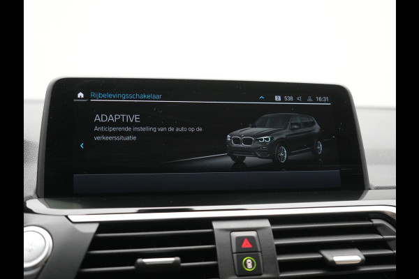 BMW X3 xDrive30e Business Edition Plus PHEV 293pk Dealer O.H. | Trekhaak Af Fabriek | Adaptive Cruise | 360 Camera | Adaptief Onderstel | Lederen Sportstoelen Memory & Ventilatie | Sfeerverlichting | Stoelen & Stuur Verwarmd | Keyless | Blis | Plug In Hybrid |