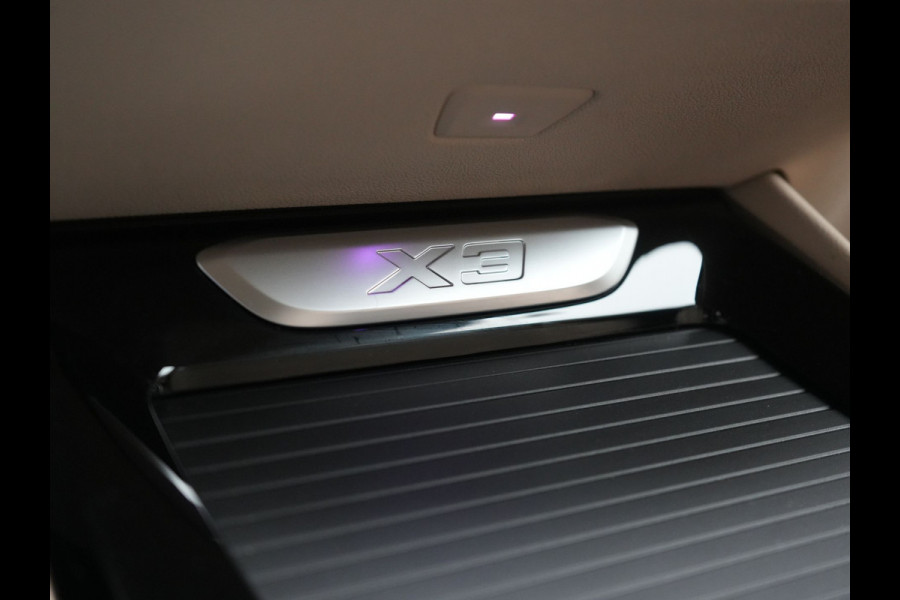 BMW X3 xDrive30e Business Edition Plus PHEV 293pk Dealer O.H. | Trekhaak Af Fabriek | Adaptive Cruise | 360 Camera | Adaptief Onderstel | Lederen Sportstoelen Memory & Ventilatie | Sfeerverlichting | Stoelen & Stuur Verwarmd | Keyless | Blis | Plug In Hybrid |