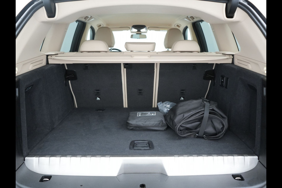 BMW X3 xDrive30e Business Edition Plus PHEV 293pk Dealer O.H. | Trekhaak Af Fabriek | Adaptive Cruise | 360 Camera | Adaptief Onderstel | Lederen Sportstoelen Memory & Ventilatie | Sfeerverlichting | Stoelen & Stuur Verwarmd | Keyless | Blis | Plug In Hybrid |