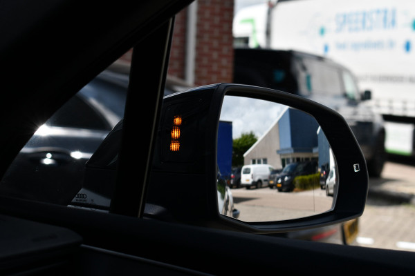 Audi Q7 55 TFSI e quattro S-Line Pano Trekh ACC HUD 360 B&O Softclose