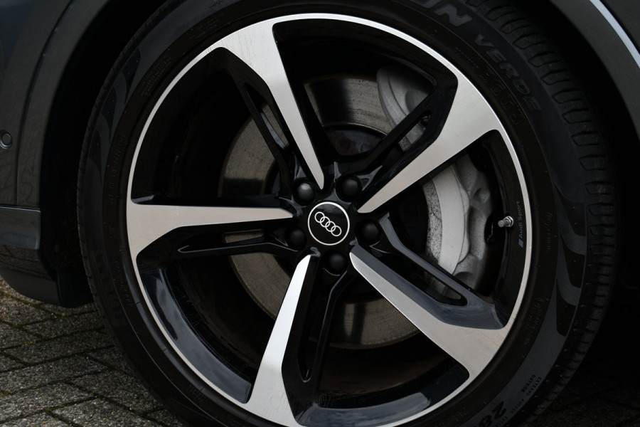 Audi Q7 55 TFSI e quattro S-Line Pano Trekh ACC HUD 360 B&O Softclose