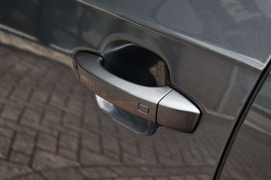 Audi Q7 55 TFSI e quattro S-Line Pano Trekh ACC HUD 360 B&O Softclose