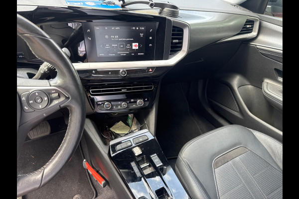Opel Mokka-e Elegance 50-kWh / SoH 93,3% / Camera / Leder / CarPlay / Leder / Keyless / 17'' / DAB / Stuur+Stoelverwarming / Cruise Control