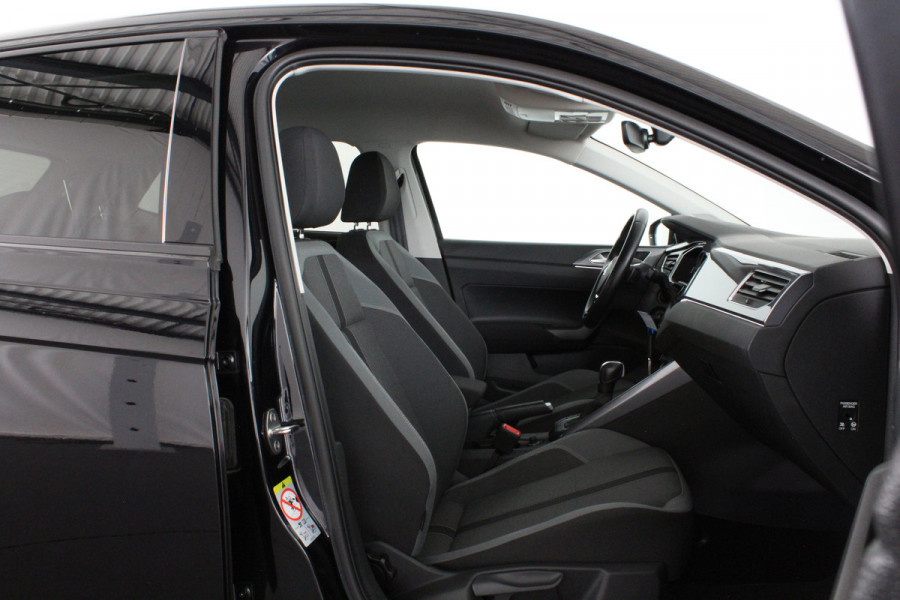 Volkswagen Polo 1.0 TSI Highline Business R-Line > Camera/stoelverwarming/sfeerverlichting...