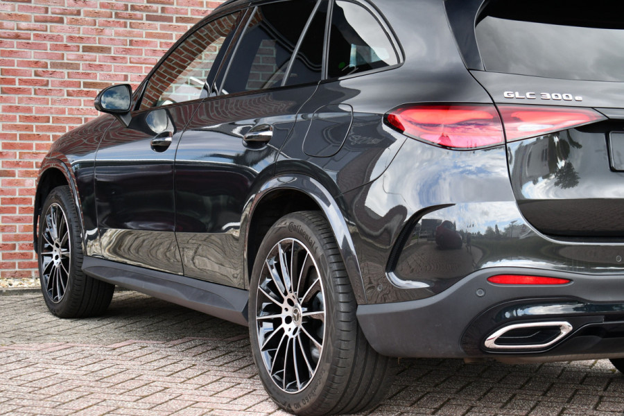 Mercedes-Benz GLC 300e 4M AMG Premium Distronic Burmester Night 20inch