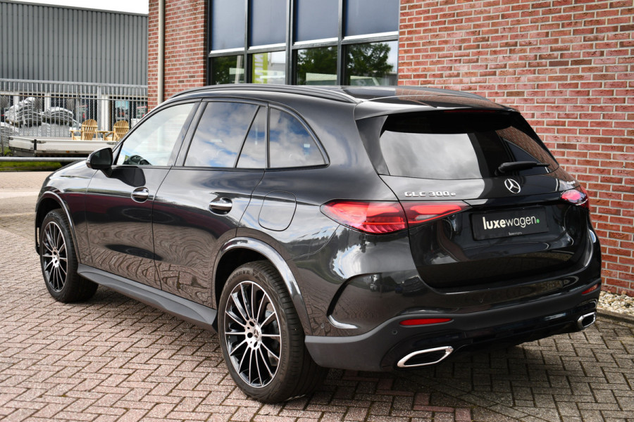 Mercedes-Benz GLC 300e 4M AMG Premium Distronic Burmester Night 20inch