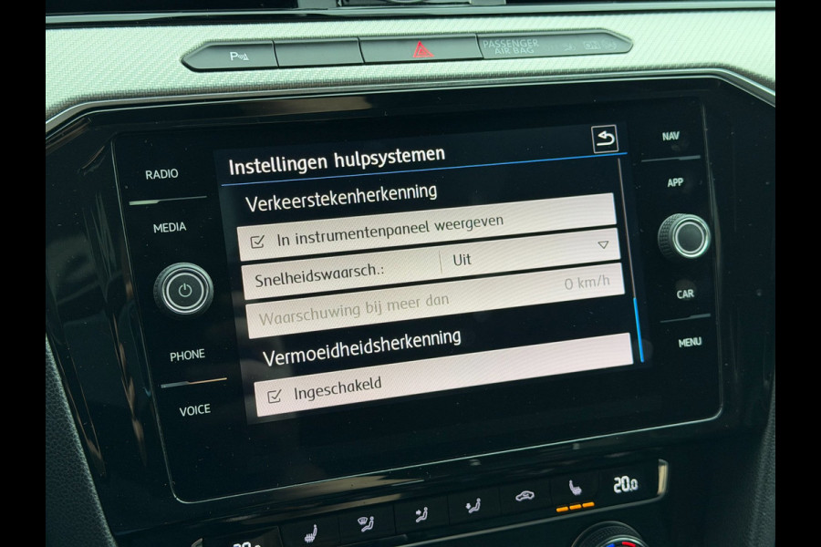 Volkswagen Arteon 1.5 TSI R-Line LED ACC Pano Camera Virtual