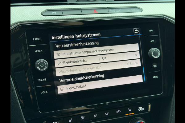 Volkswagen Arteon 1.5 TSI R-Line LED ACC Pano Camera Virtual