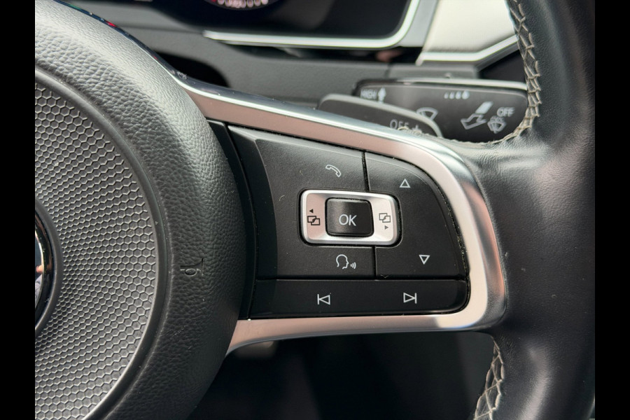 Volkswagen Arteon 1.5 TSI R-Line LED ACC Pano Camera Virtual
