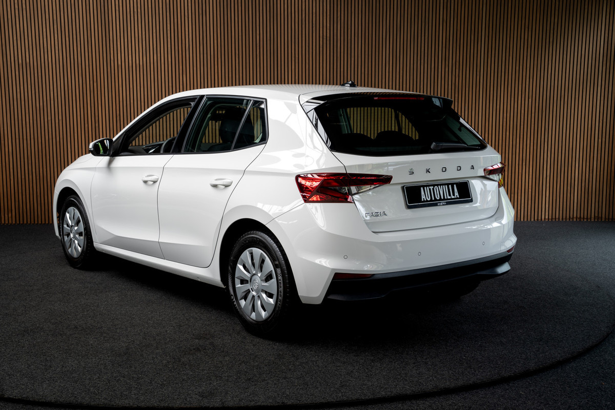 Škoda Fabia 1.0 Navi Airco Stoelverwarm. PDC Cruise Carplay BTW auto