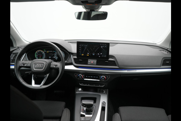 Audi Q5 50 TFSI e Pro Line PHEV 300pk Dealer O.H. | Trekhaak Af Fabriek | Camera | Voorstoelen Verwarmd | Sfeerverlichting | Virtual Cockpit | Navigatie | Cruise Control | DAB | 19"L.M | Plug In Hybrid |
