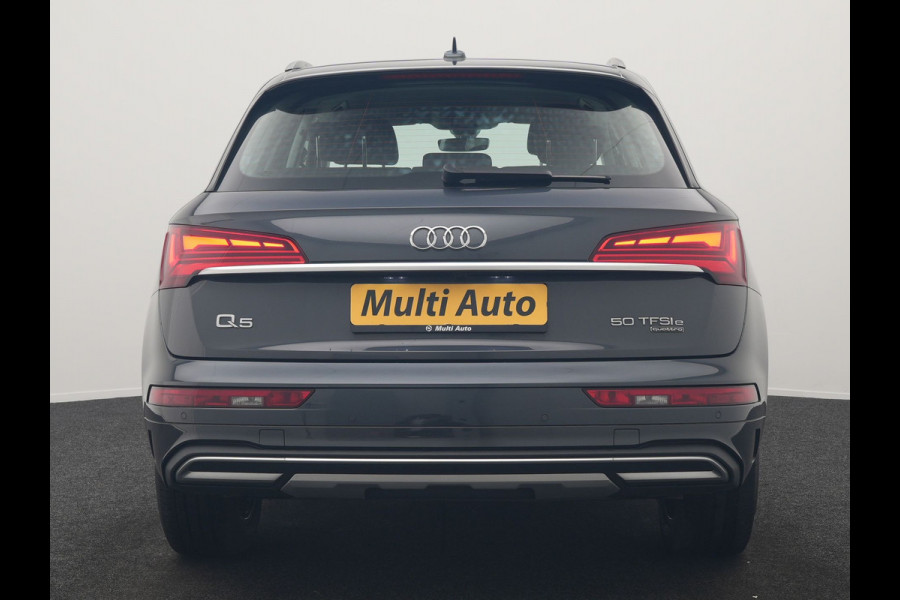 Audi Q5 50 TFSI e Pro Line PHEV 300pk Dealer O.H. | Trekhaak Af Fabriek | Camera | Voorstoelen Verwarmd | Sfeerverlichting | Virtual Cockpit | Navigatie | Cruise Control | DAB | 19"L.M | Plug In Hybrid |