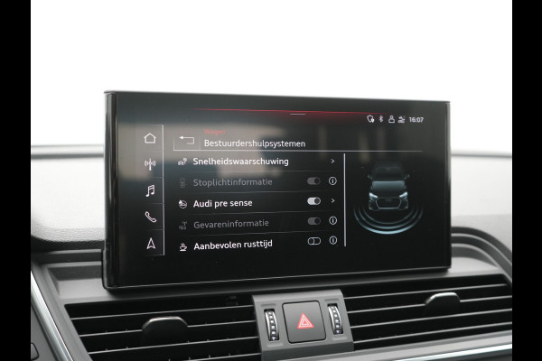 Audi Q5 50 TFSI e Pro Line PHEV 300pk Dealer O.H. | Trekhaak Af Fabriek | Camera | Voorstoelen Verwarmd | Sfeerverlichting | Virtual Cockpit | Navigatie | Cruise Control | DAB | 19"L.M | Plug In Hybrid |