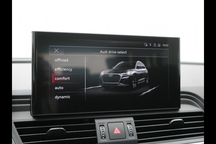 Audi Q5 50 TFSI e Pro Line PHEV 300pk Dealer O.H. | Trekhaak Af Fabriek | Camera | Voorstoelen Verwarmd | Sfeerverlichting | Virtual Cockpit | Navigatie | Cruise Control | DAB | 19"L.M | Plug In Hybrid |