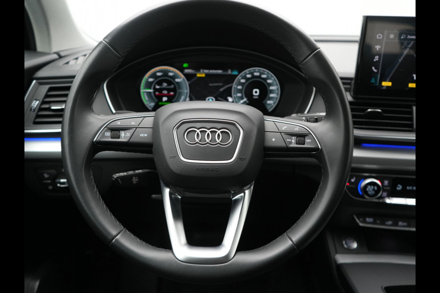 Audi Q5 50 TFSI e Pro Line PHEV 300pk Dealer O.H. | Trekhaak Af Fabriek | Camera | Voorstoelen Verwarmd | Sfeerverlichting | Virtual Cockpit | Navigatie | Cruise Control | DAB | 19"L.M | Plug In Hybrid |