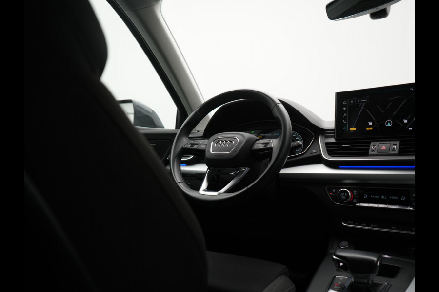 Audi Q5 50 TFSI e Pro Line PHEV 300pk Dealer O.H. | Trekhaak Af Fabriek | Camera | Voorstoelen Verwarmd | Sfeerverlichting | Virtual Cockpit | Navigatie | Cruise Control | DAB | 19"L.M | Plug In Hybrid |