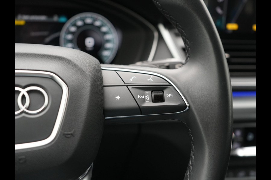 Audi Q5 50 TFSI e Pro Line PHEV 300pk Dealer O.H. | Trekhaak Af Fabriek | Camera | Voorstoelen Verwarmd | Sfeerverlichting | Virtual Cockpit | Navigatie | Cruise Control | DAB | 19"L.M | Plug In Hybrid |