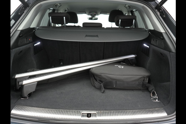 Audi Q5 50 TFSI e Pro Line PHEV 300pk Dealer O.H. | Trekhaak Af Fabriek | Camera | Voorstoelen Verwarmd | Sfeerverlichting | Virtual Cockpit | Navigatie | Cruise Control | DAB | 19"L.M | Plug In Hybrid |