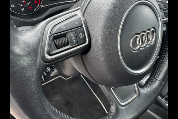 Audi A1 Sportback 1.0 TFSI 5deurs Advance S-Line Airco,Cruisecontrol,Navigatie