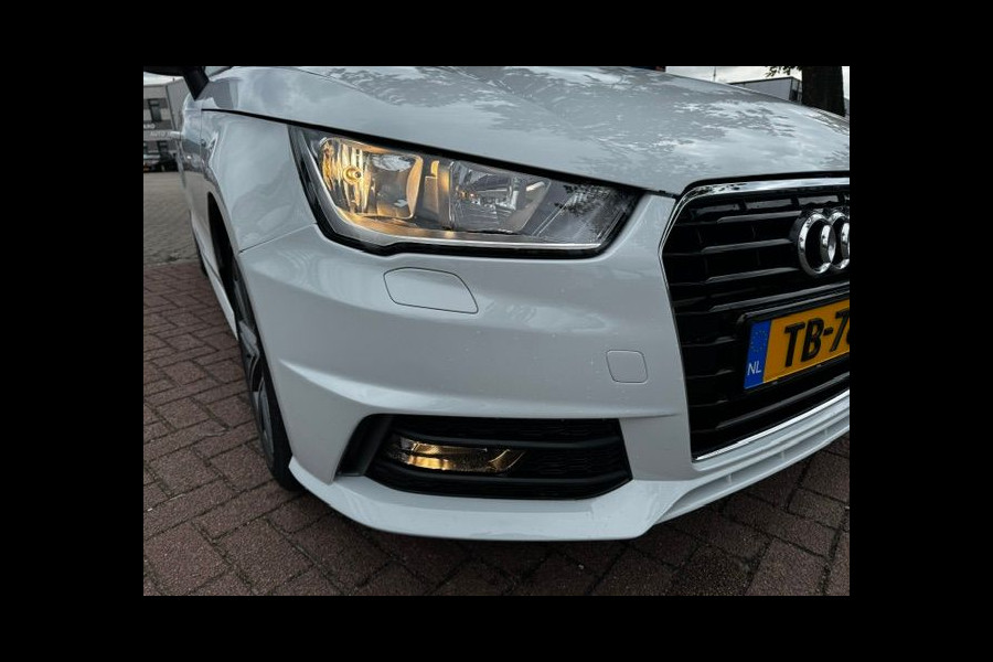 Audi A1 Sportback 1.0 TFSI 5deurs Advance S-Line Airco,Cruisecontrol,Navigatie