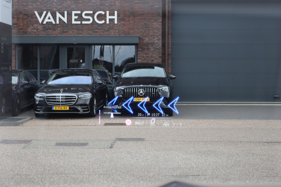 Mercedes-Benz EQS SUV 450+ AMG Line 118 kWh | Luchtvering | Hyperscreen | Achterasbesturing | Massage | Stoelventilatie | Distronic+ | Burmester | Augmented Reality HUD | Digital Light | Surround Camera |