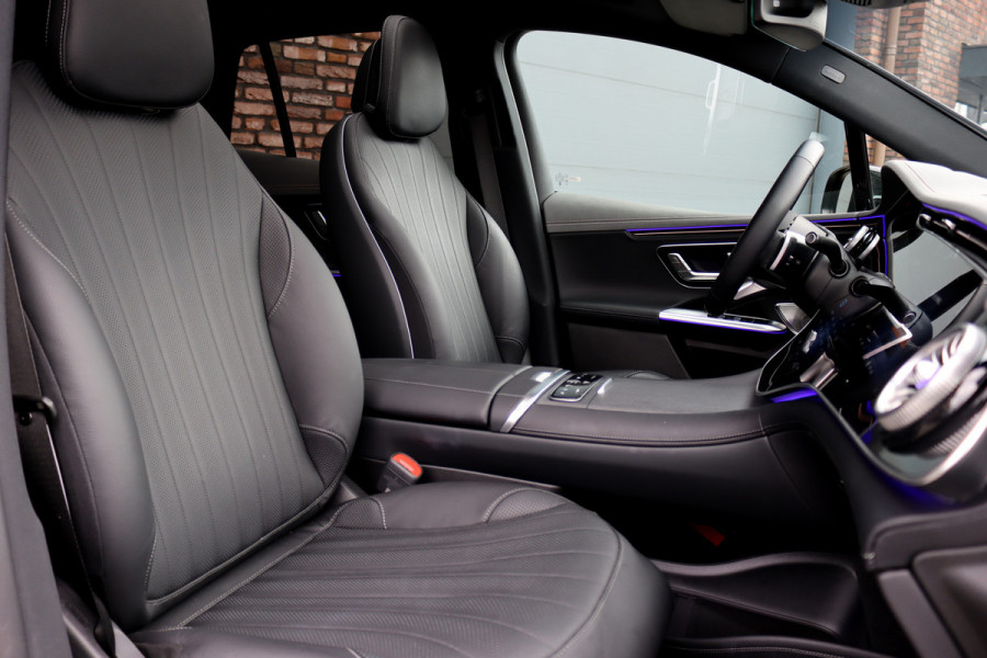 Mercedes-Benz EQE SUV 350 4MATIC AMG Line 91 kWh | Hyperscreen | Luchtvering | Achterasbesturing | Distronic+ | Burmester | HUD | Verwarmd Stuurwiel | Trekhaak | Digital Light |