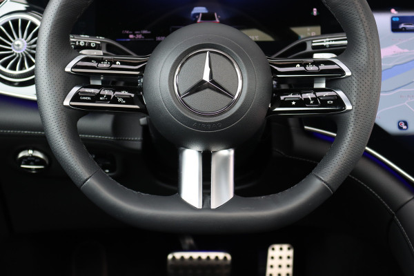 Mercedes-Benz EQE SUV 350 4MATIC AMG Line 91 kWh | Hyperscreen | Luchtvering | Achterasbesturing | Distronic+ | Burmester | HUD | Verwarmd Stuurwiel | Trekhaak | Digital Light |