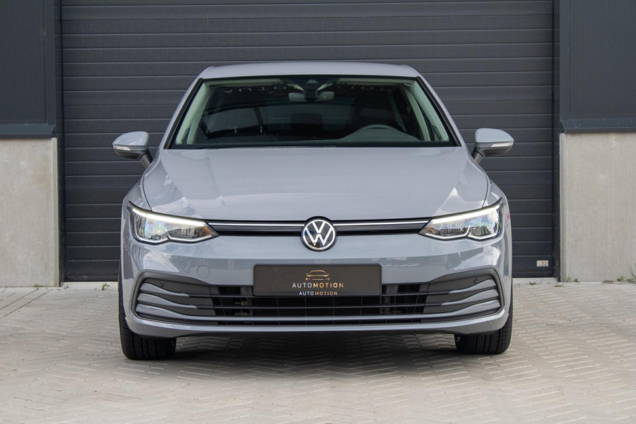 Volkswagen Golf 1.0 eTSI Life Harman Kardon Stoelverwarming ACC Sfeerverlichting