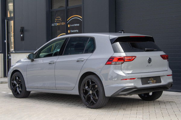 Volkswagen Golf 1.0 eTSI Life Harman Kardon Stoelverwarming ACC Sfeerverlichting