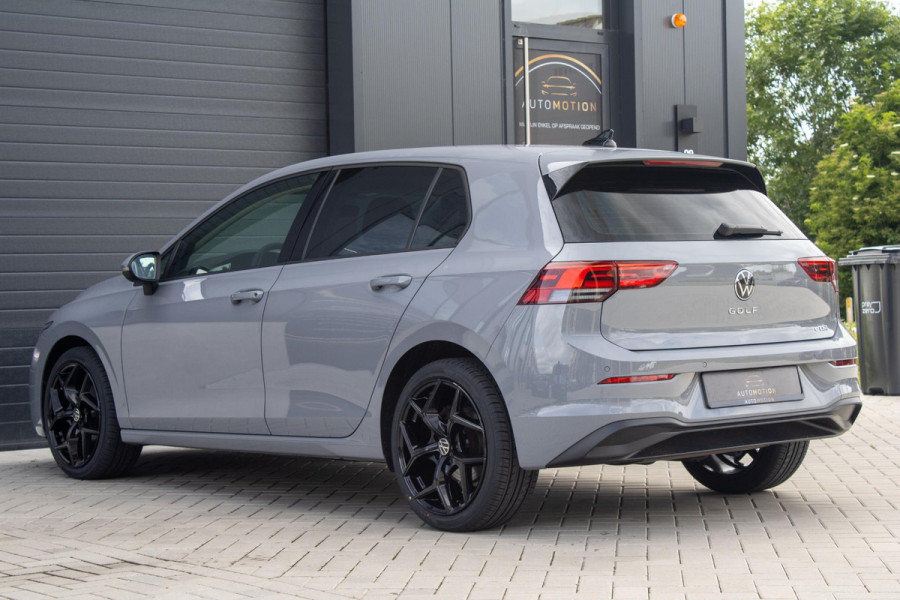 Volkswagen Golf 1.0 eTSI Life Harman Kardon Stoelverwarming ACC Sfeerverlichting